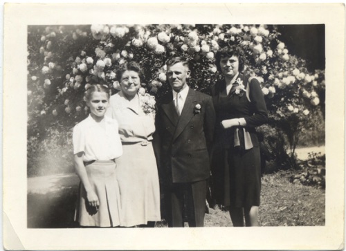 Bestul Family. Shirley, Magda, Luther and Laura